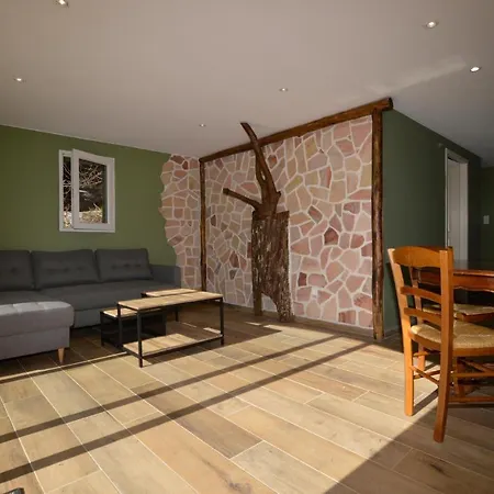 Lovely In San Lorenzo Apartment *